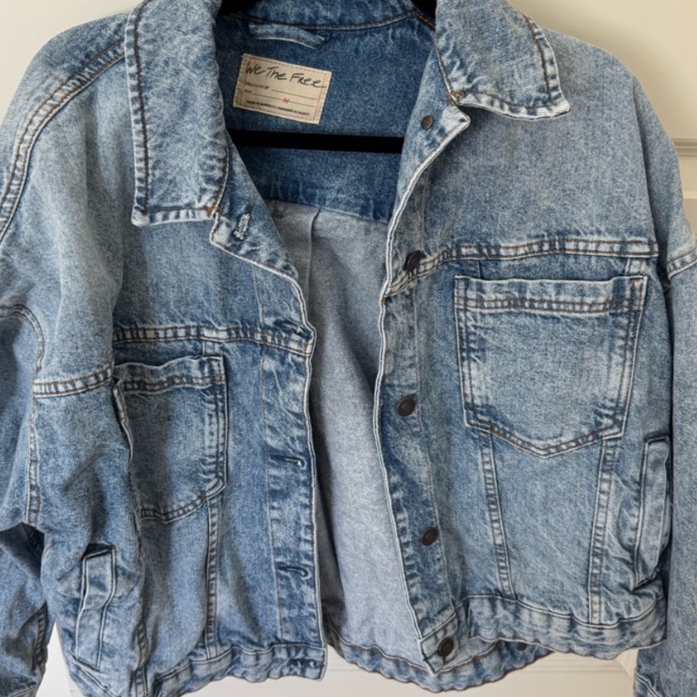 We The Free Light Wash Blue Oversized Jean Jacket - Picture 3 of 4